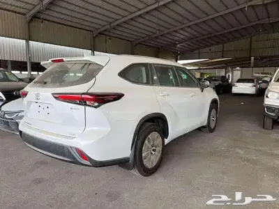 تويوتا هايلاندر GLE 2025 نص فل 3