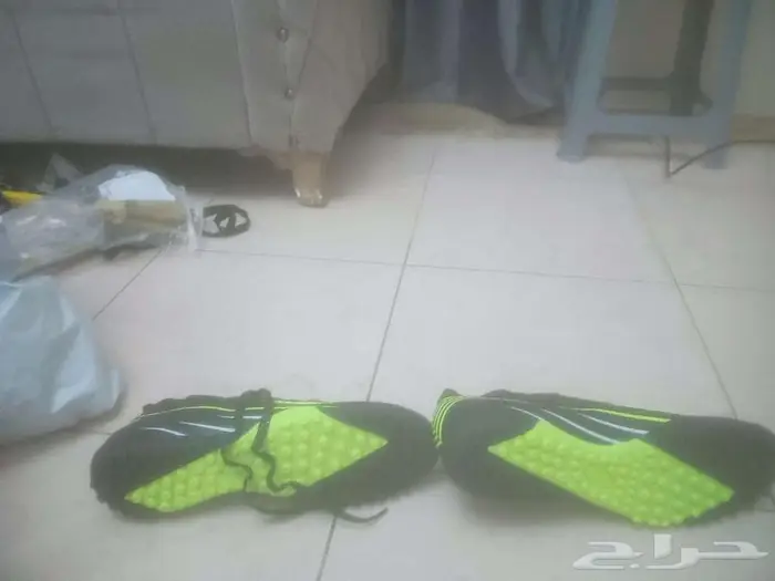 حذاء رياضي 2