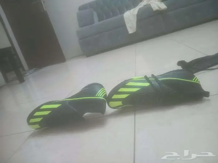 حذاء رياضي 4