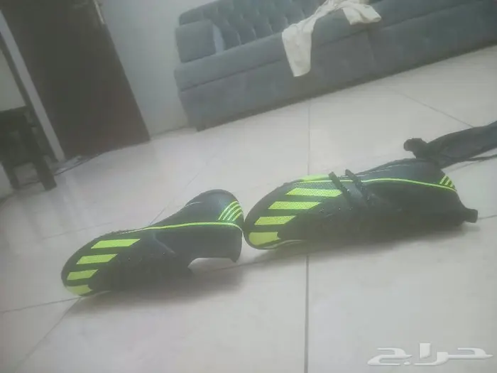 حذاء رياضي 1