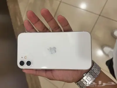 ايفون 11 لون ابيض 256 8