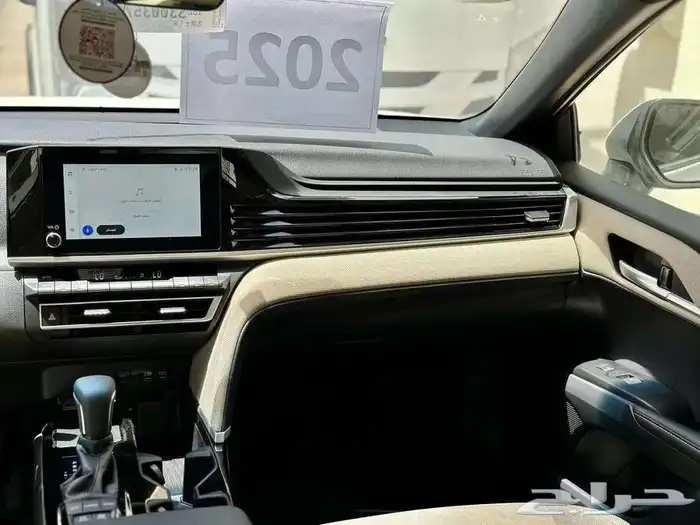كامري LE هايبرد بانوراما 2025 كاش واقساط 16