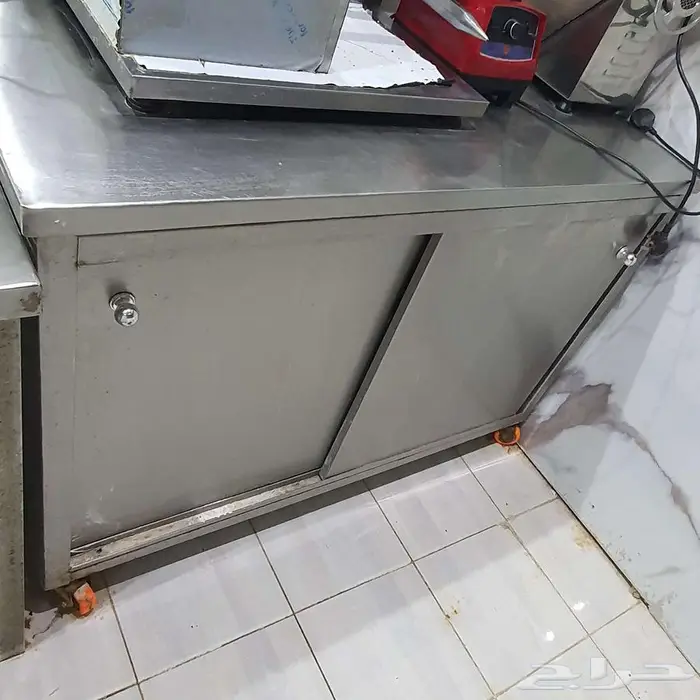 مطعم شاورما ومشويات وبروست وبرقر للبيع 38