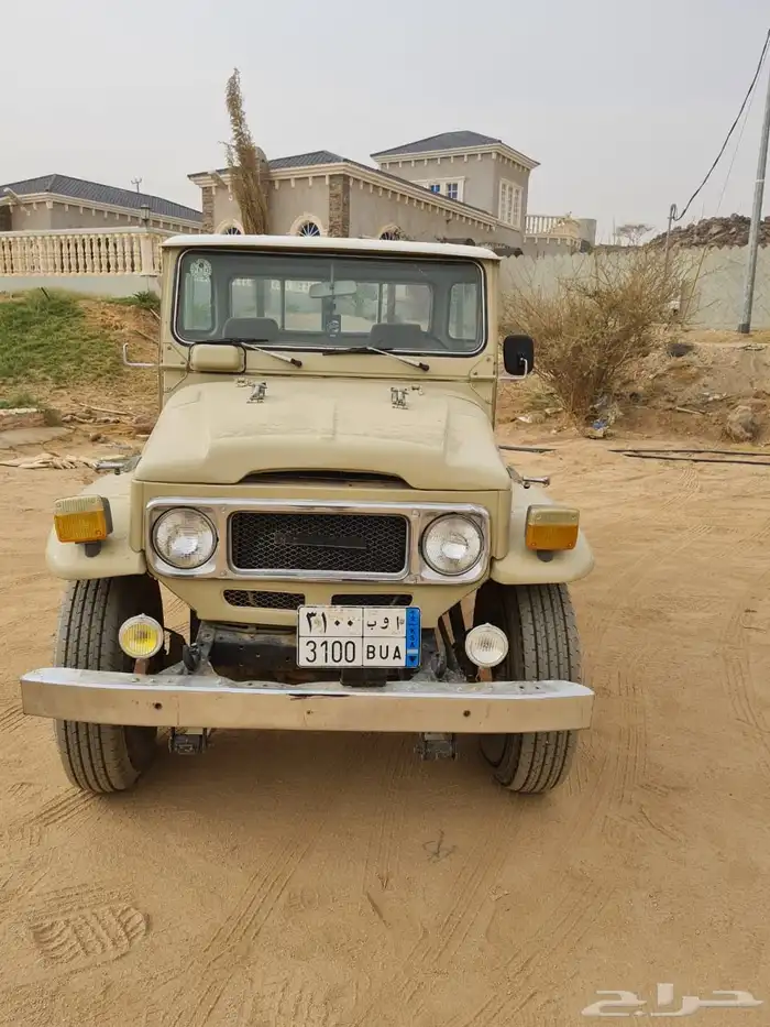 جيب شاص 1983 نظيف للبيع 4
