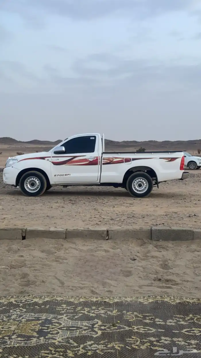 لبيع هايلوكس 4