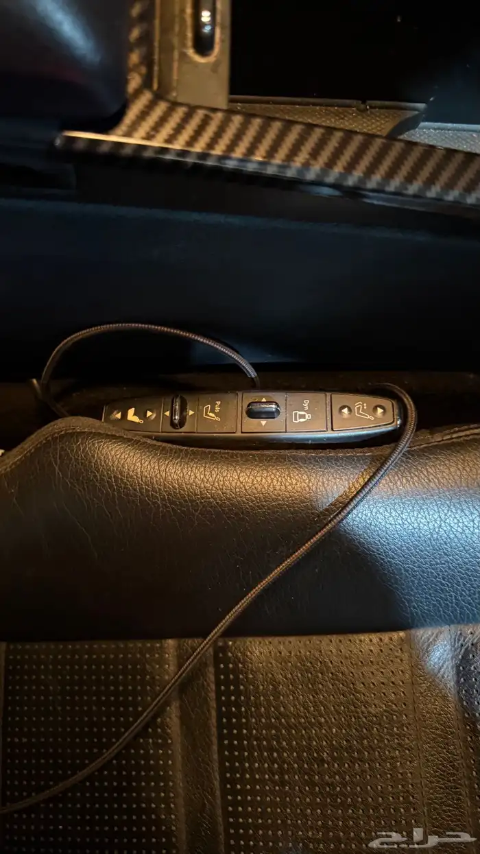 مرسيدس E63 AMG النادر للبيع 18