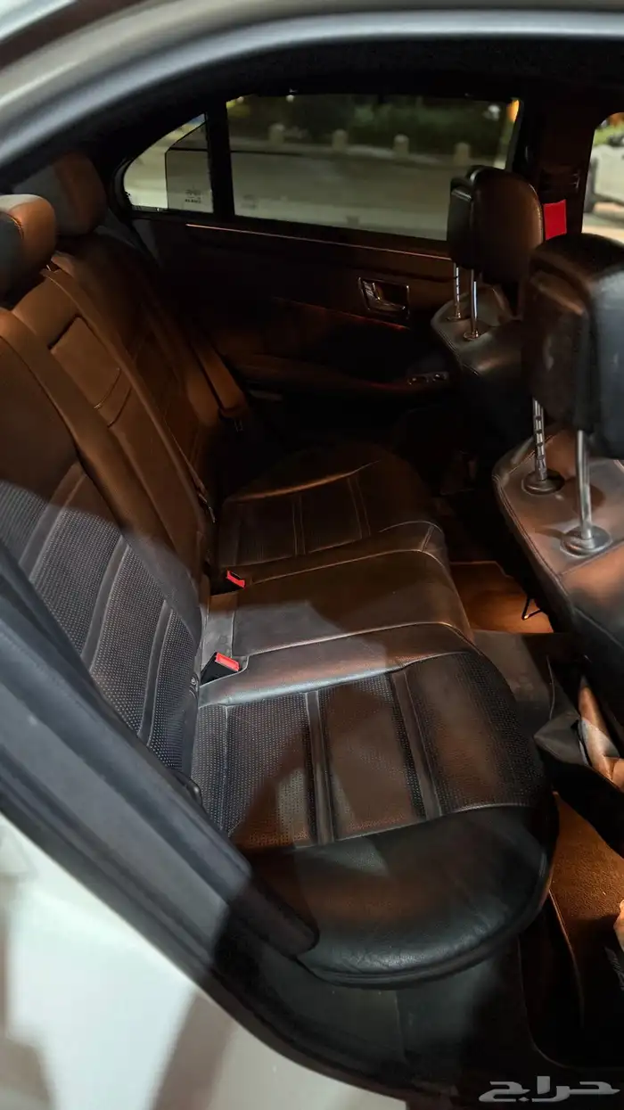 مرسيدس E63 AMG النادر للبيع 14