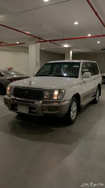 لاندكروزر gxr 2004 2