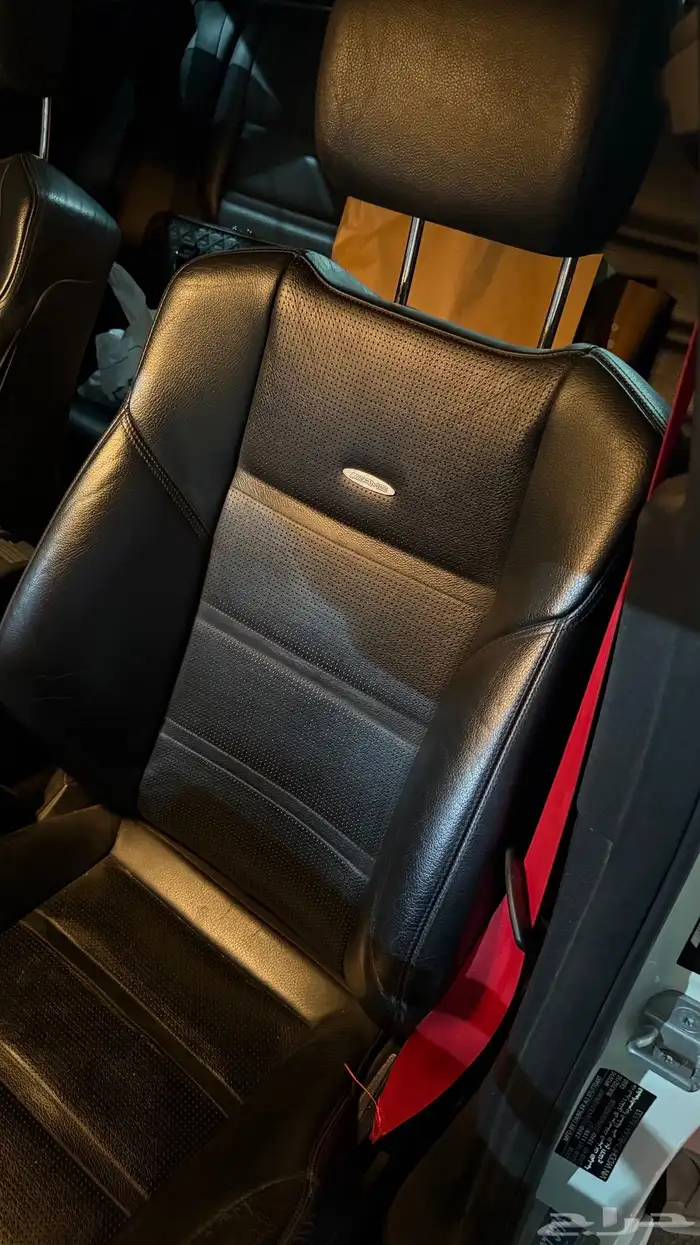 مرسيدس E63 AMG النادر للبيع 12