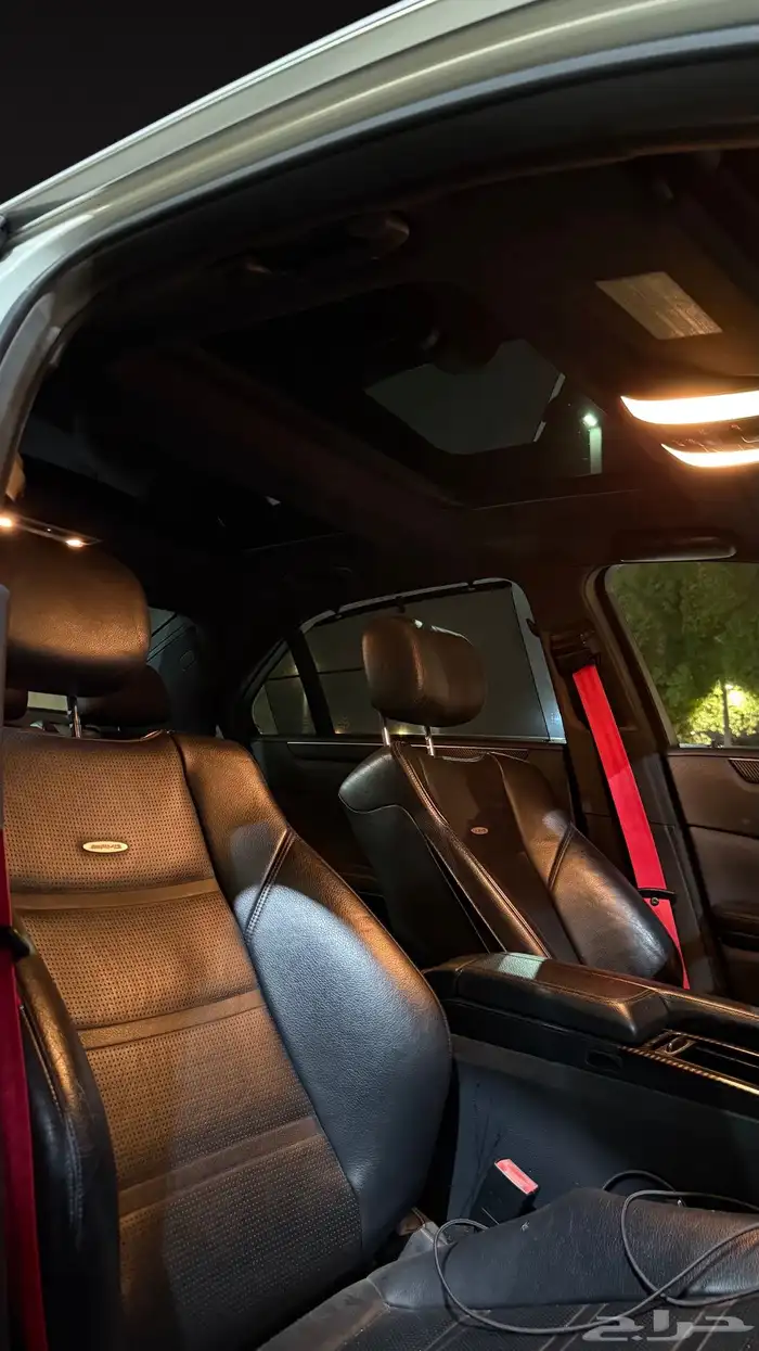 مرسيدس E63 AMG النادر للبيع 22