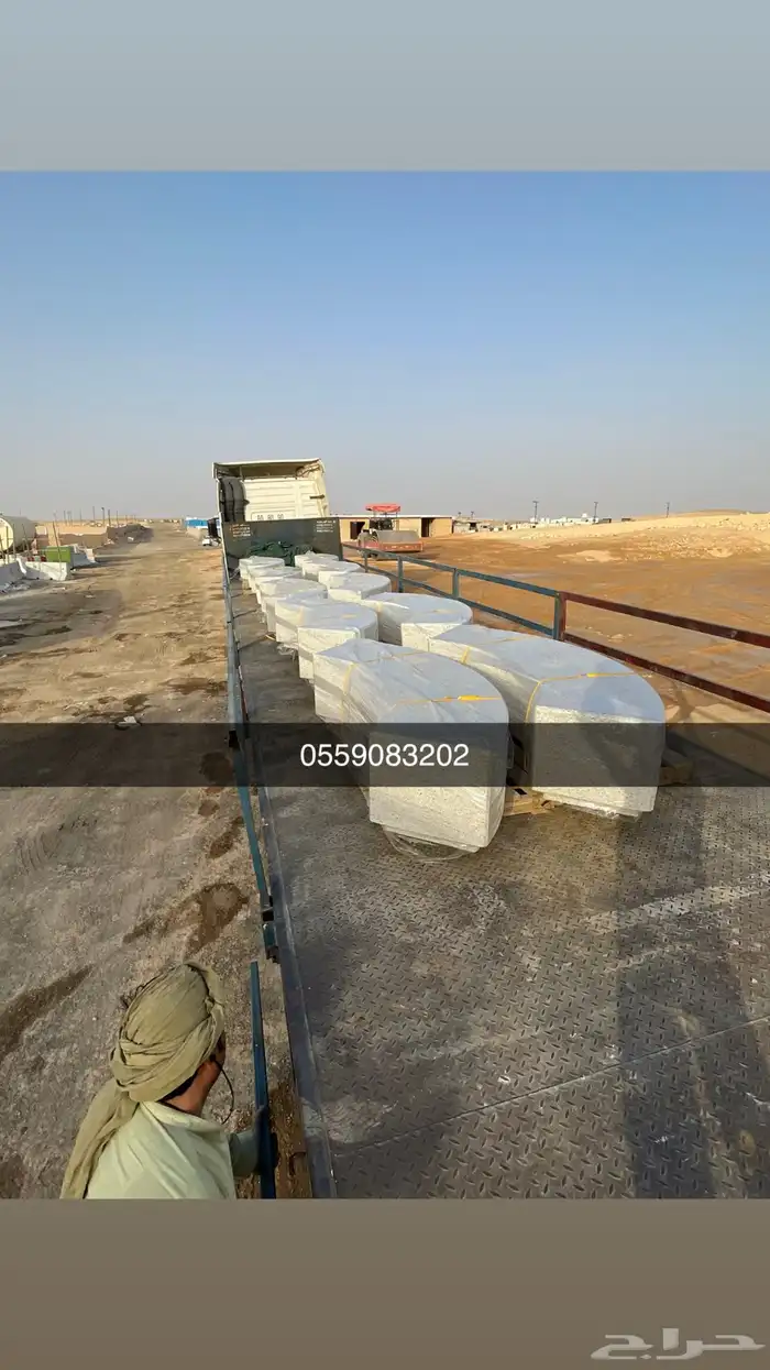 حاويات نفايات وكراسي خرسانية وأحواض زرع للحدائق 38