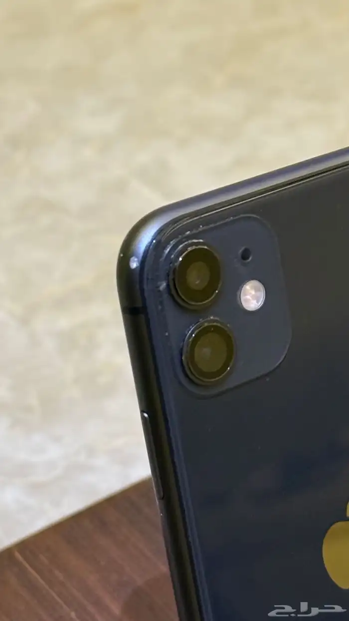 ايفون 11 8