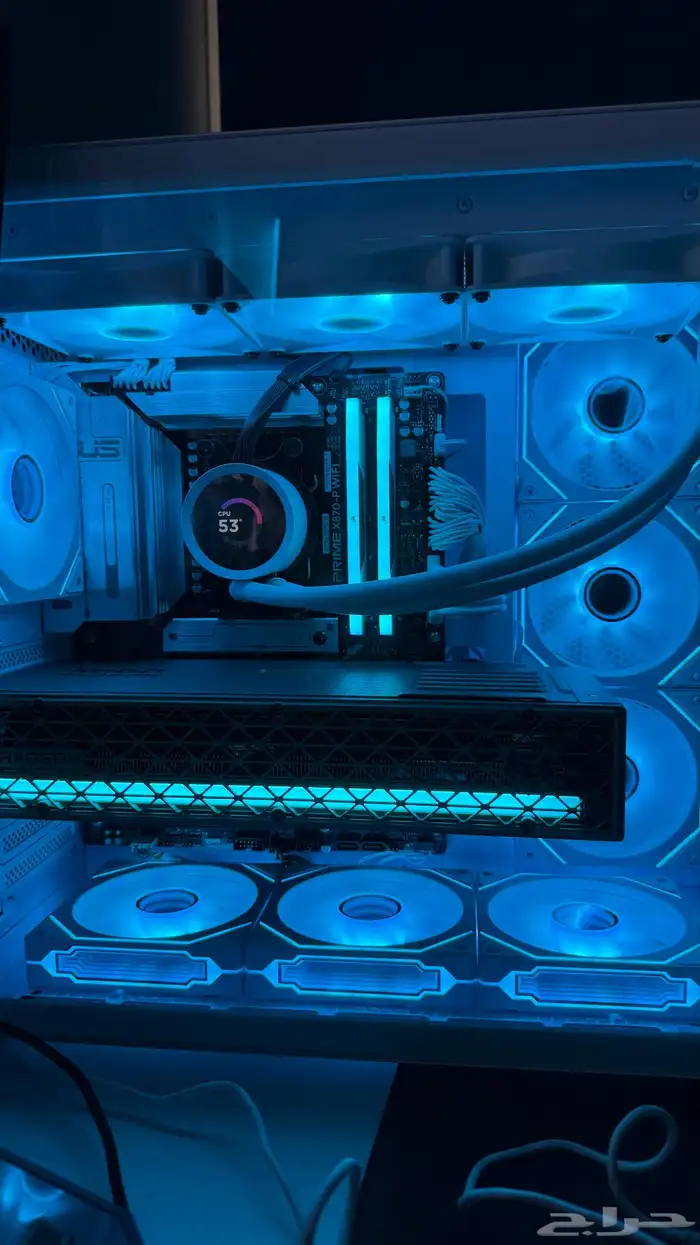 بي سي للبيع 9070xt r7 9800x3d pc 1