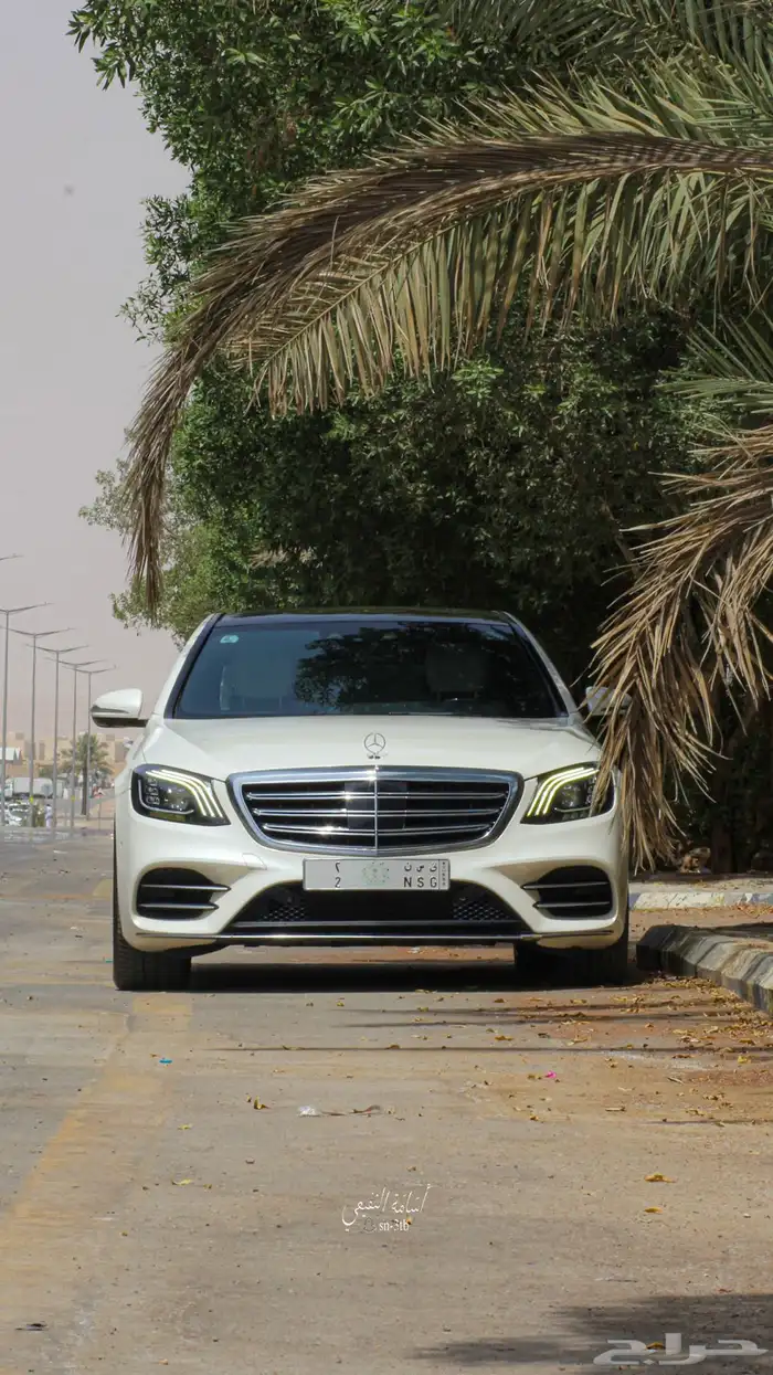 مصور سيارات فارهه مرسيدس 2