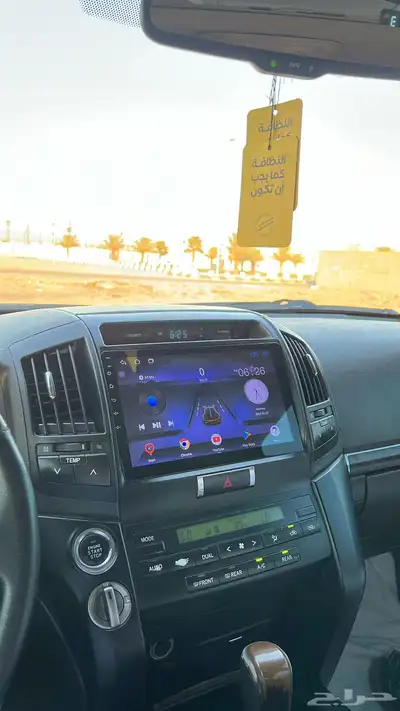 للبيع لاندكروزر 2011 نظيف 5