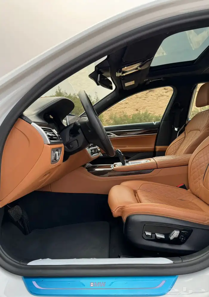 BMW 750il 2020 ممشى قليل جدا 20