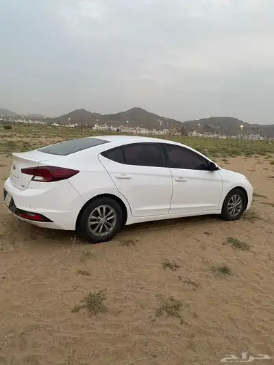 هونداي النترا 2019 ( ديزل ) نظيفه للبيع 2