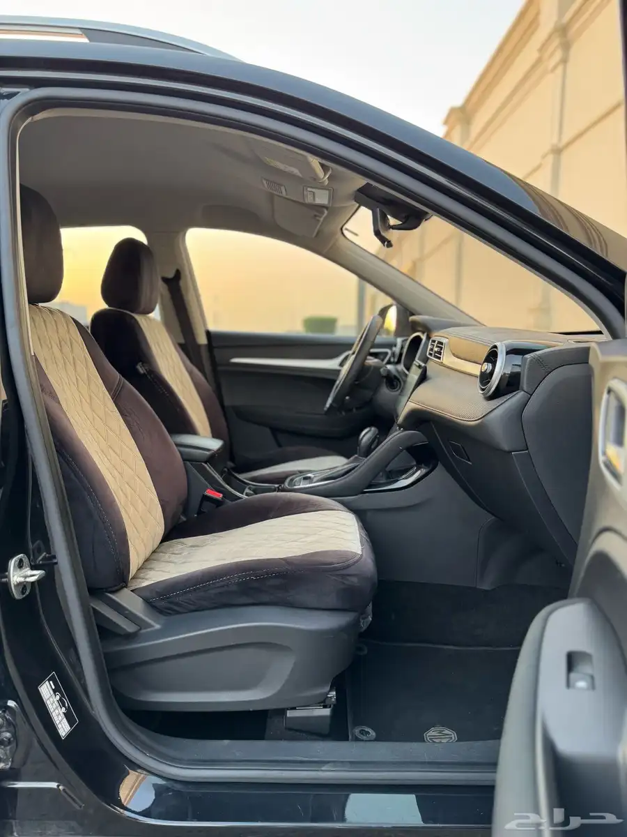 MG   ZS   2023 نص فل البيع 37000 الف 15