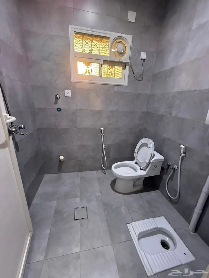 عماره 3 ادوار للبيع بمحايل عسير حي الضرس 23