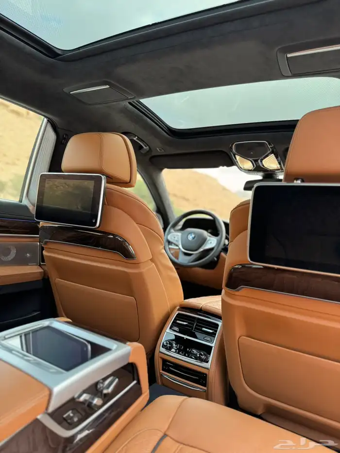 BMW 750il 2020 ممشى قليل جدا 29
