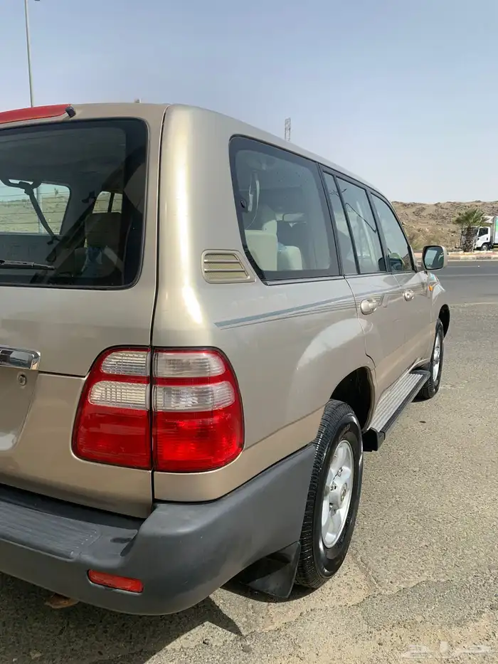 لاندكروزر صالون 2004 6