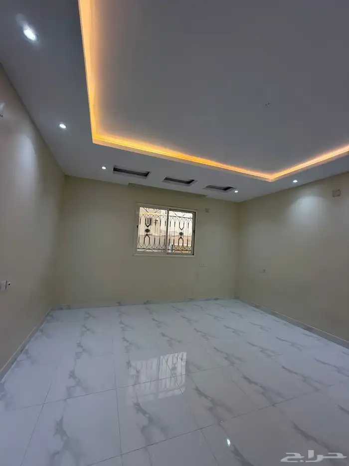 عماره 3 ادوار للبيع بمحايل عسير حي الضرس 32