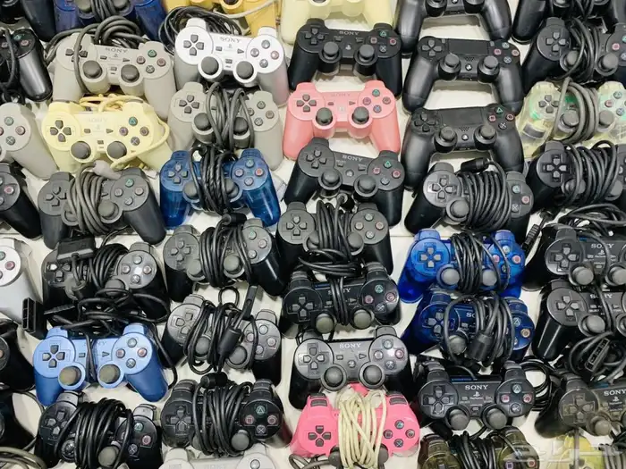 ايادي سوني 1 و 2 و 3 و 4 للبيع بالجملة 5