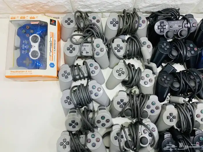 ايادي سوني 1 و 2 و 3 و 4 للبيع بالجملة 1