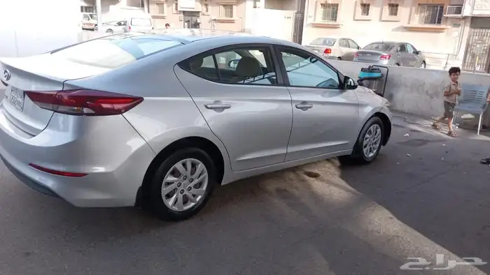 للبيع اللنترا 2018 3