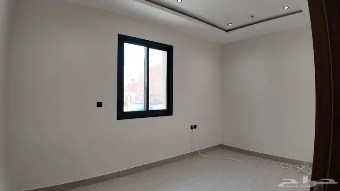 شقق فاخرة للبيع في حي اليرموك 33