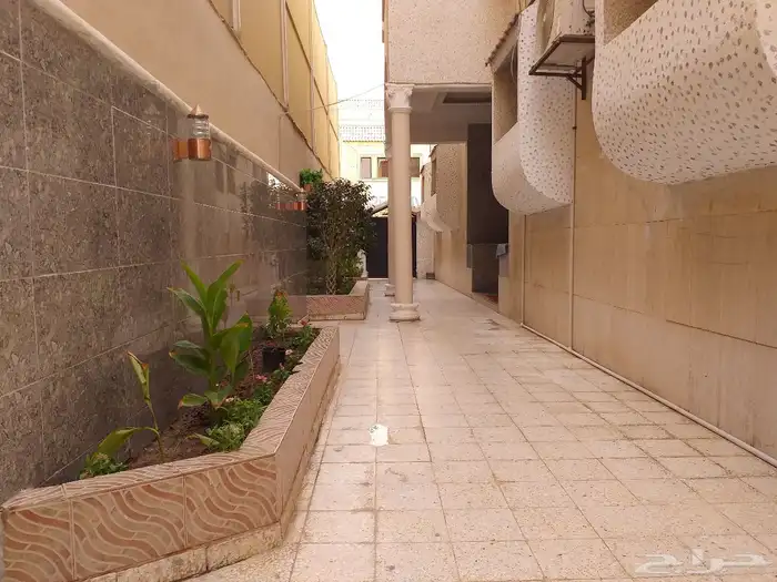 للايجار شقه 4 غرف بحي المرجان بجده 0