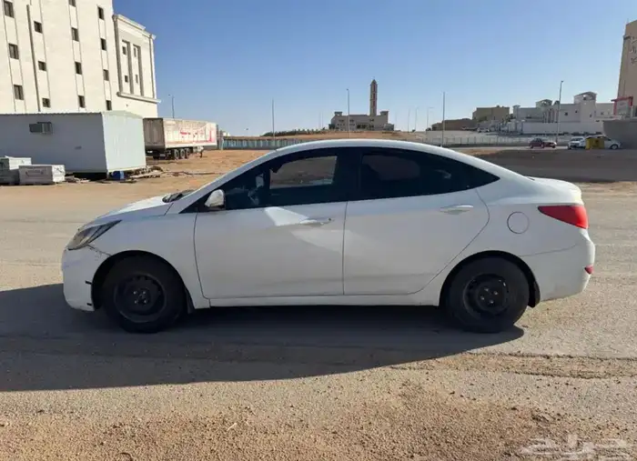 عاجل اكسنت للبيع بالخرج ما تجتاز الفحص الدوري 14 الف تعمل 5