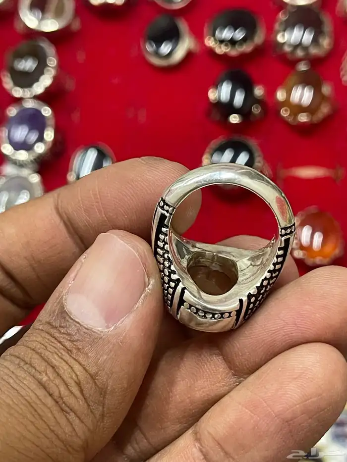 خاتم عقيق يمني بلطخه عسلي صياغة عارف 25