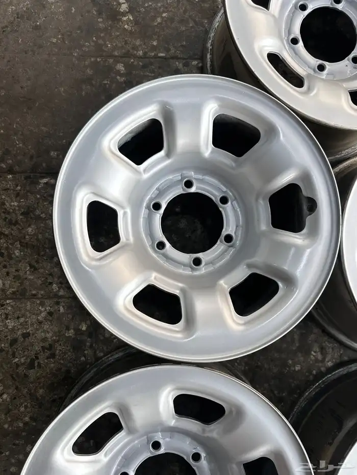 5 جنوط نيسان اصلي وكاله  مقاس 16 2