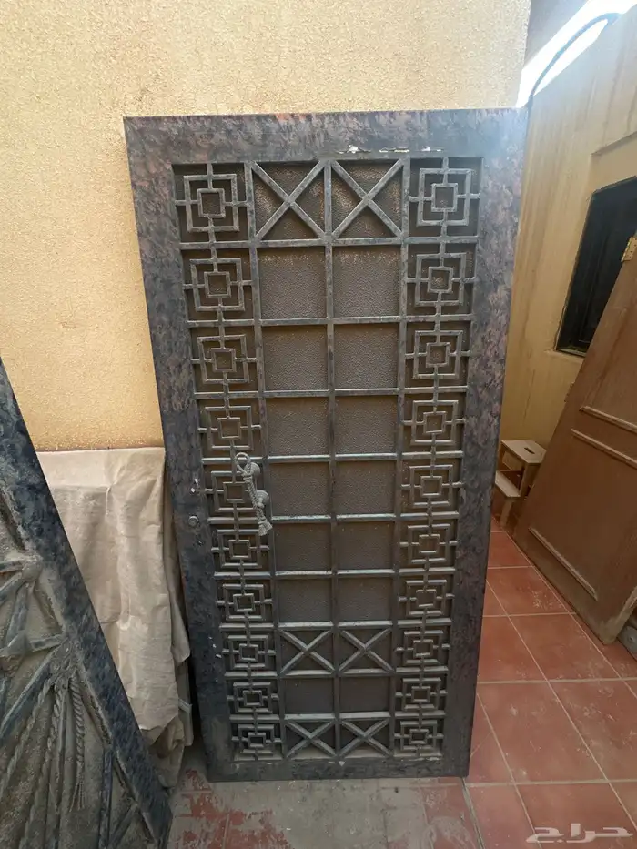باب حديد خارجي 0