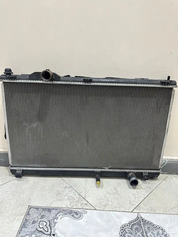 قطع غيار لكزس Gs من 2005 الى2011 0