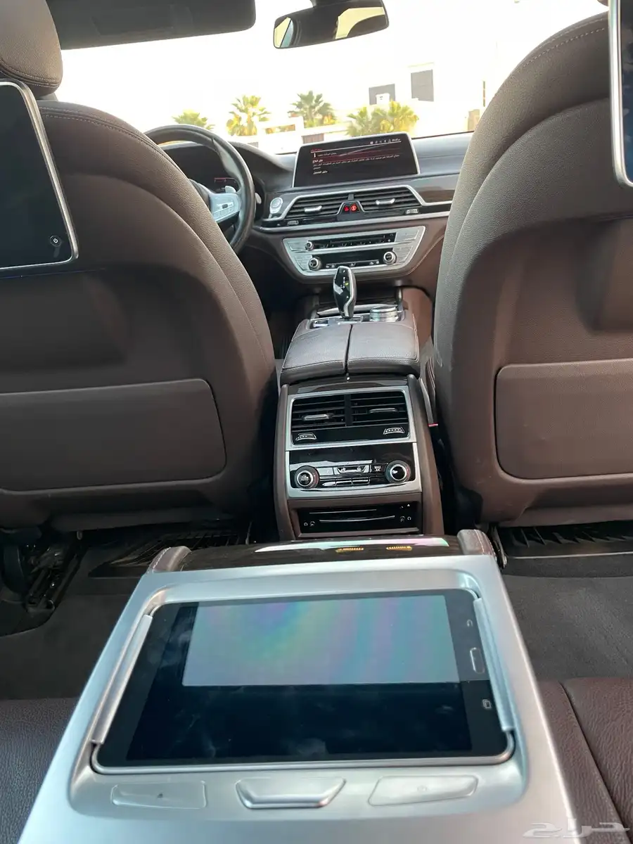 بي ام دبليو 2020 - 730Li 27