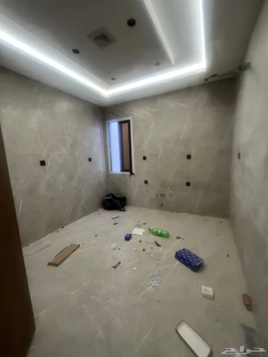 للبيع روفات تبدا من 630 4