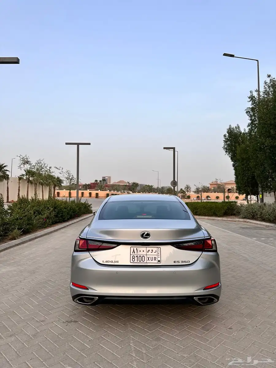 لكزس ( ES 350 ) 2020 ممشى 93 بحالة الوكالة 3