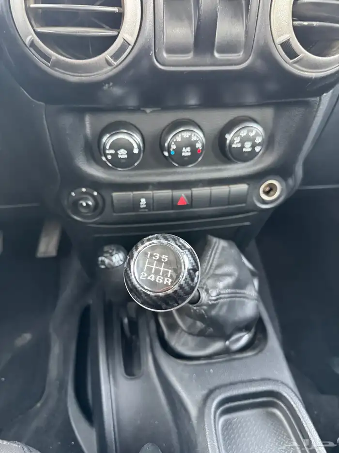جيب رانقلر سبورت - Jeep Wrangler Sport 14