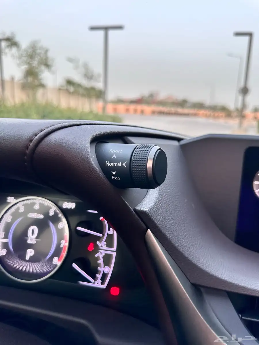 لكزس ( ES 350 ) 2020 ممشى 93 بحالة الوكالة 61