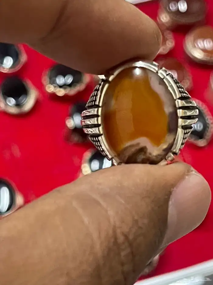خاتم عقيق يمني بلطخه عسلي صياغة عارف 11