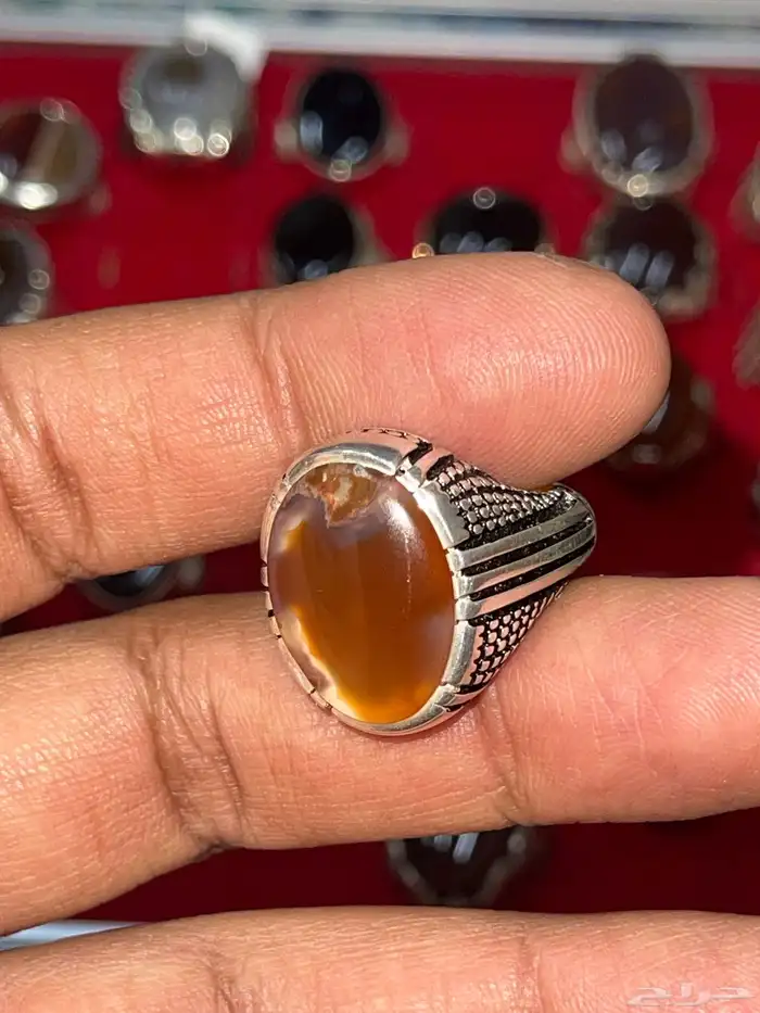 خاتم عقيق يمني بلطخه عسلي صياغة عارف 22