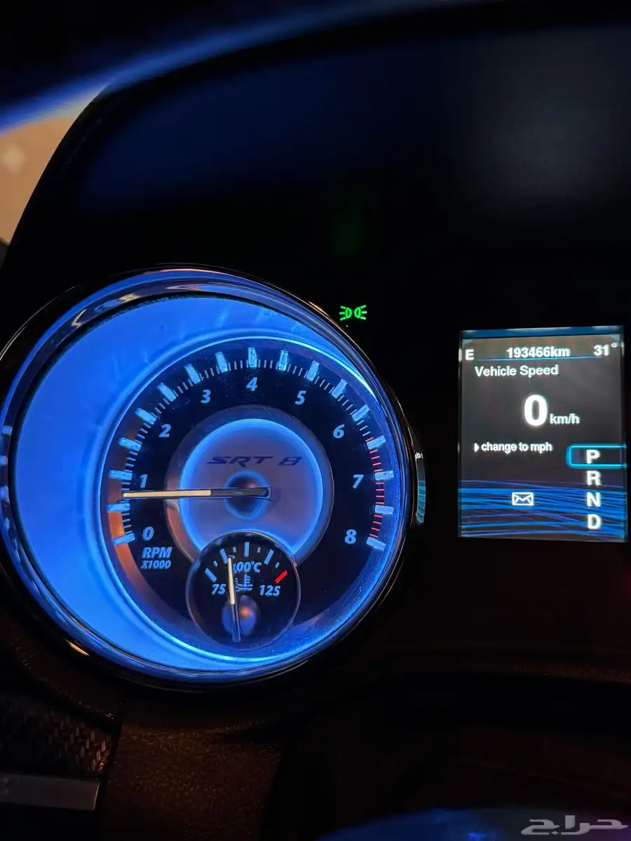 كلايسلر srt 8