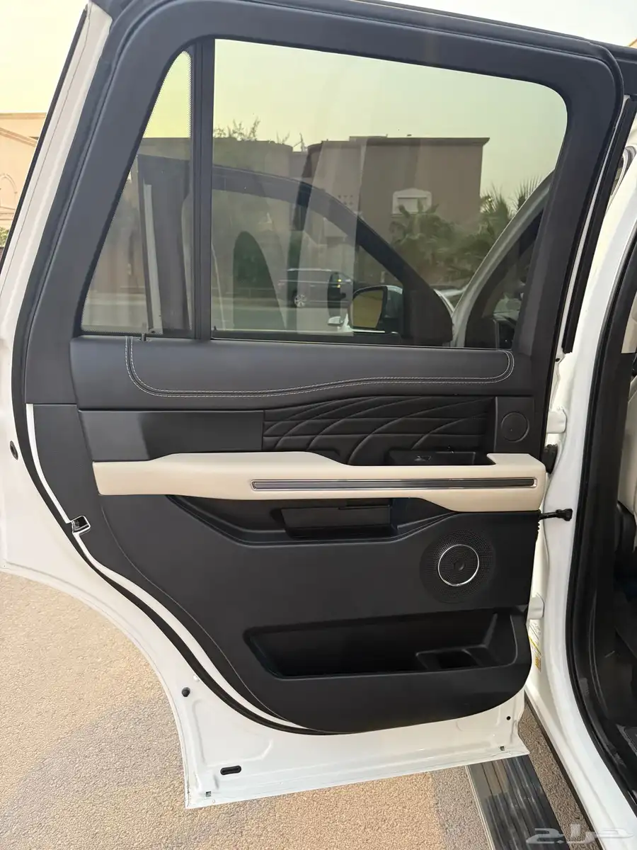 فورد اكسبيدشن بلاتينيوم 2020 44