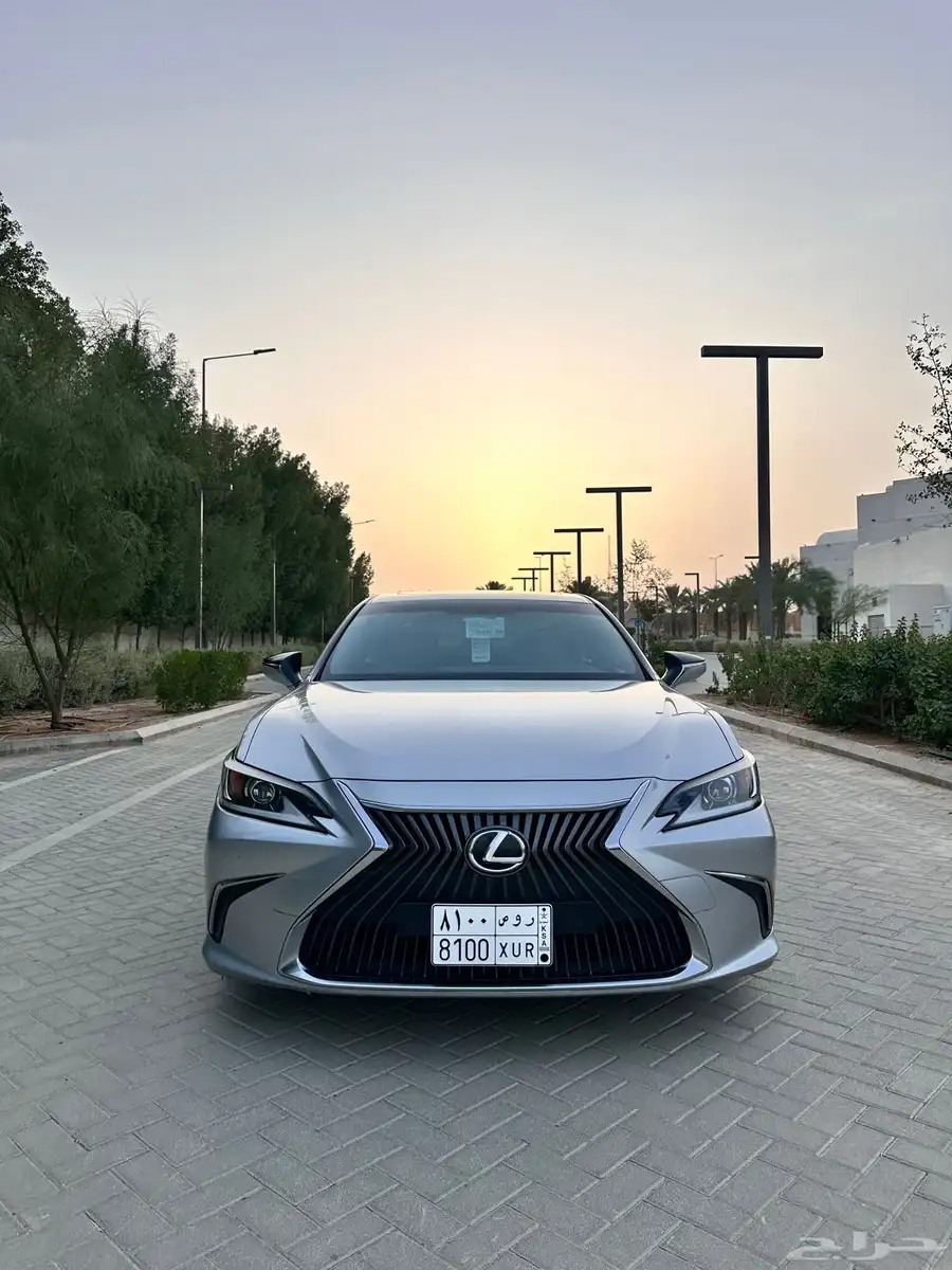 لكزس ( ES 350 ) 2020 ممشى 93 بحالة الوكالة 8