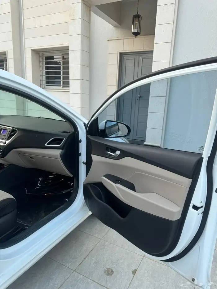 للبيع اكسنت 2023 مكينه 1600 CC ماشيه 19 فقط (( تم البيع )) 20