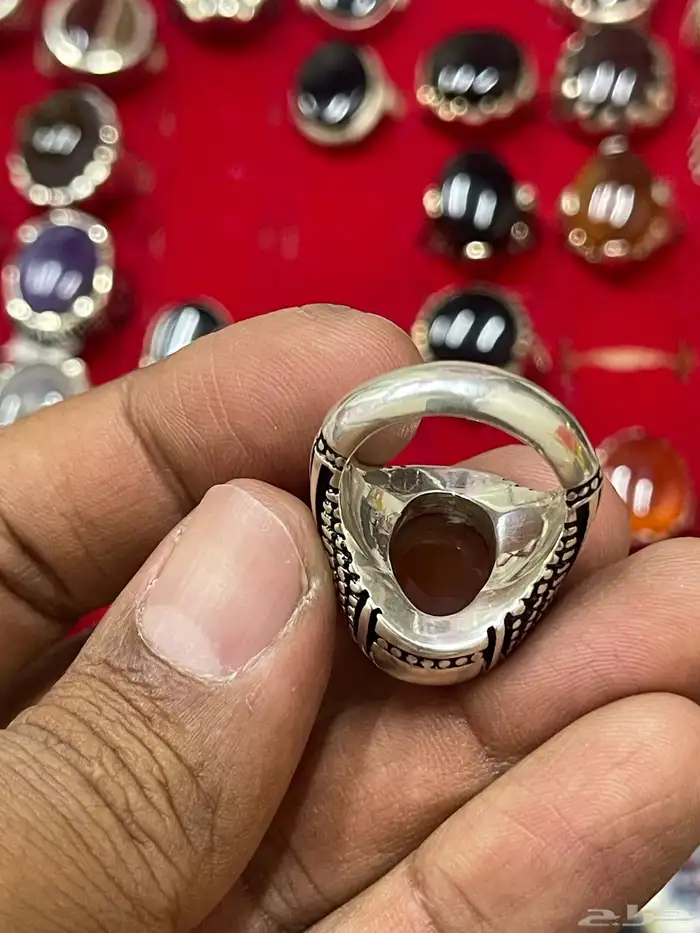 خاتم عقيق يمني بلطخه عسلي صياغة عارف 19