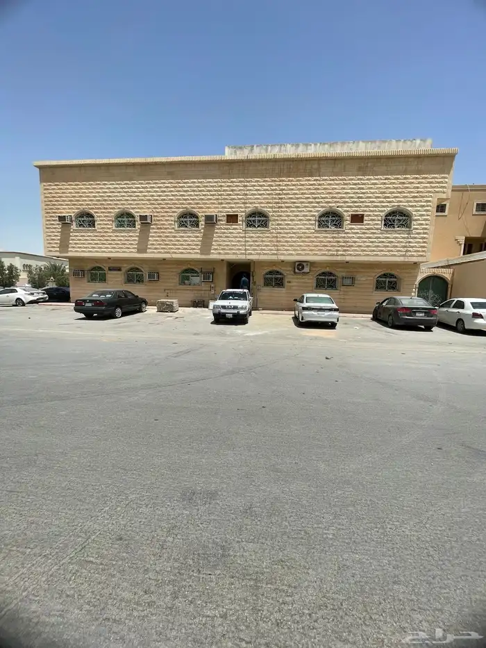 شقة للإيجار بحي المروه 0