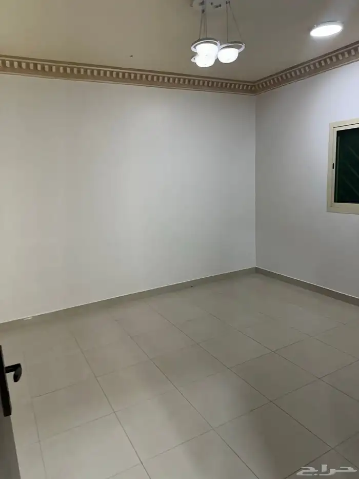شقه فى عماره سكنيه شارع القبه حى اشبيليه 8